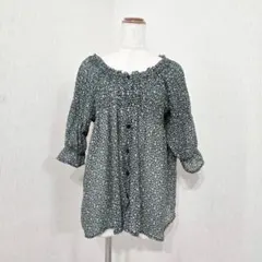 花柄ギャザーブラウス　七分袖　グリーン×ブラック系　重ね着　ガーリー　体型カバー