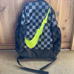 Nike チェック柄リュック 黒/黄緑