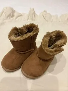 ブラウンファー裏地ショートブーツ