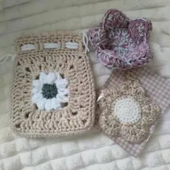 ハンドメイド 編み物 巾着 小物入れ トレイ バッグチャーム ポーチ まとめ売り
