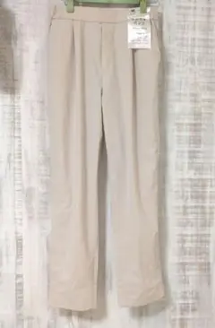 〈新品〉オルスタパンツ　テーパードパンツ　ベージュパンツ　Мサイズ　トップバリュ