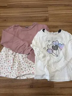 花柄 長袖カットソー　白のロンT ２枚セット　130センチ