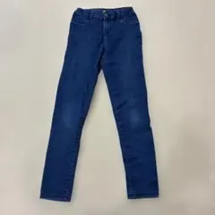 Item thumbnail for item d0eae79d-d510-40c2-be10-beeda41d499d