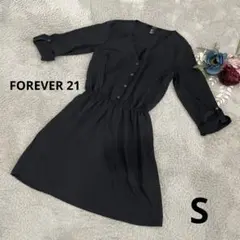 最終　FOREVER21 ワンピース　春夏　黒　S 七分袖　裏地なし　Ｖネック
