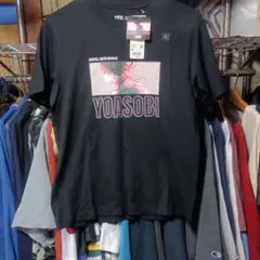 UNIQLO UT YOASOBI コラボ Tシャツ ブラック Mサイズのサムネイル