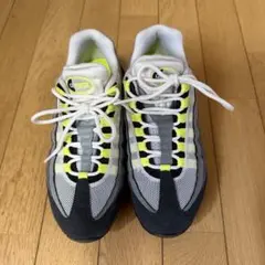 Nike Air Max95 スニーカー グレー/イエロー　24.0㎝