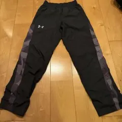 アンダーアーマー　ジャージ　ズボン　140センチ