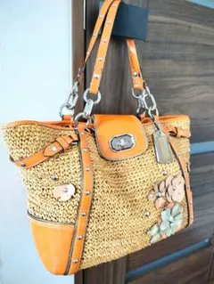 COACH コーチ ハンドバッグ トートバッグ フラワー 花 16763 - メルカリ