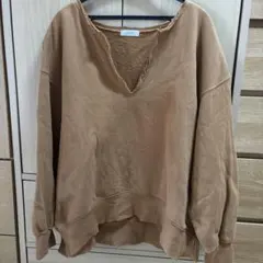 LOWRYS FARM Vネックスウェット Fサイズ　5枚目の色味です