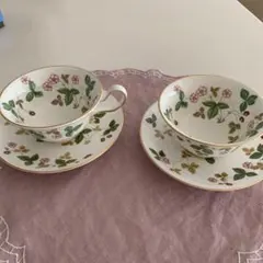 ウェッジウッド ワイルドストロベリー カップ&ソーサー