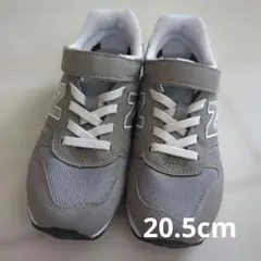 New Balance キッズスニーカー グレー