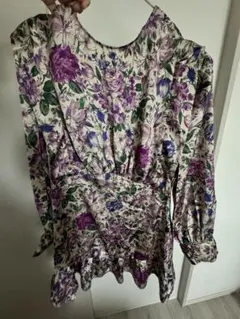 【美品】ZARA ザラ フラワープリント サテンワンピース チュニック M