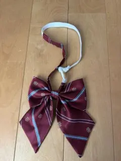 制服リボン　赤色