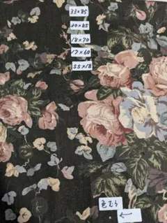 花柄綿生地 新品ですがキズがあります。