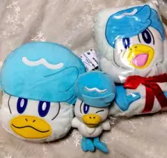 ★☆本日限定値下げ★クワッス　大きい顔ぬいぐるみポーチ　ブランケット　ストラップ