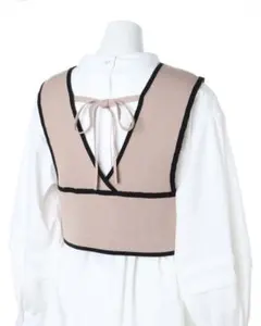 ベージュ ビスチェ GU ユニクロ INGNI GRL