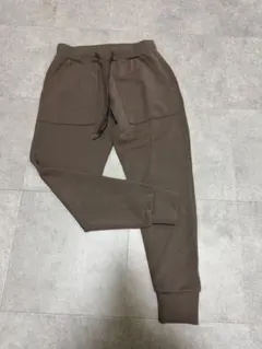 しまむら　ジョガーパンツ　もっちり生地