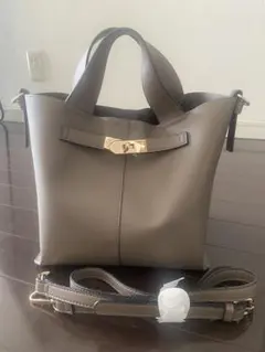 Andemiu 2way bag グレージュ　ハンドバッグ　ショルダーバッグのサムネイル