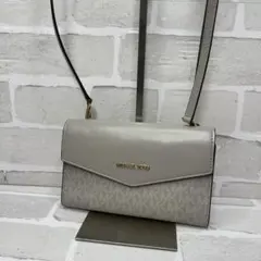 (美品)大人気、マイケルコース、ショルダーバッグ、オールレザー、PVC、総柄、金