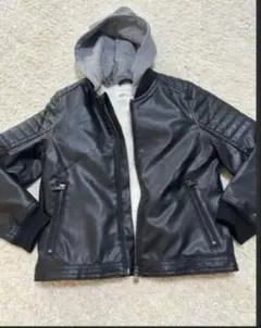 H&M 黒 フェイクレザージャケット フード付き ライダース110cm ボア