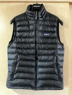 patagoniaパタゴニアメンズダウンセーターベスト黒サイズSほぼ新品