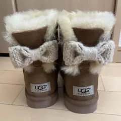 UGG ムートンブーツ　未使用　チェスナット