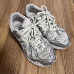 New Balance 1906 シルバー 24cm