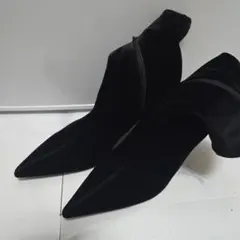ZARAザラブラック ベロア ブーティ 高ヒール美品