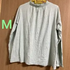 レディース　トップス　長袖　サイズＭ　グリーン系