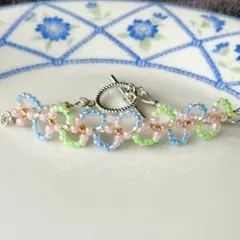 ビーズブレスレット＊シャボンカラーの花輪　ハンドメイド