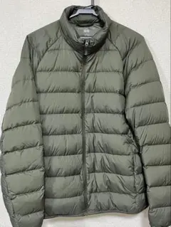 ユニクロ　 ウルトラライトダウンジャケット　メンズL　収納袋有り　3Dカット