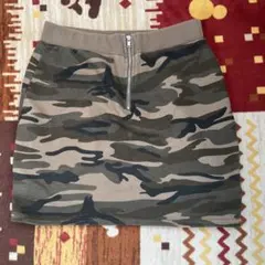 迷彩柄タイトスカート