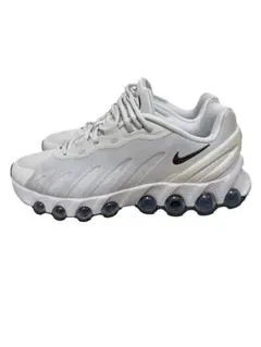 ナイキエアマックスDn8 26cm