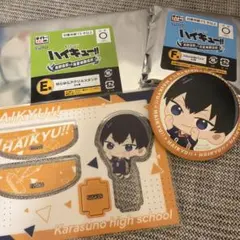 ハイキュー タイトーくじ 影山飛雄 ゆらゆらアクリルスタンド ふわふわ缶バッジ