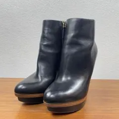 【美品】フェンディ★ブラックレザー　プラットフォーム　アンクルブーツ　希少サイズのサムネイル