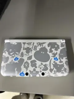 ニンテンドー3DS LL モンスターズ仕様