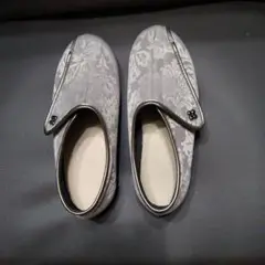 婦人用の靴