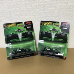 2台セット　ホットウィール　F1 チーム　KICK SAUBER #24 #77