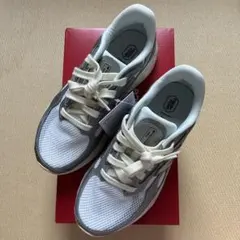 New Balance Fresh Foam スニーカー 24センチ