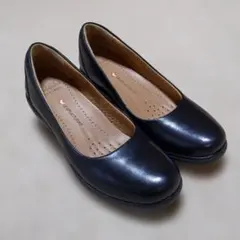 Clarks　クラークス　黒色レザー　ウェッジソール　パンプス　23cmのサムネイル