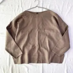 【ユニクロ】スフレヤーンボートネックセーター サイドスリット スムース編み L