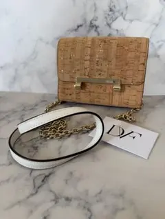 DIANE von FURSTENBERコルク素材 ショルダーバッグ チェーンのサムネイル
