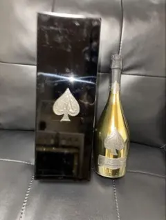 【正規品、新品、未開栓】エンジェル ヴィンテージ2007⭐︎ゴールド⭐︎キーホルダー 正規品、新品、未開栓】エンジェル ヴィンテージ2007⭐︎ゴールド