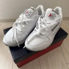 Reebok クラシックレザー 23.5 スニーカー Unisex