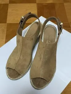 【美品】マイポル　ウェッジサンダル　ベージュ　24cmのサムネイル