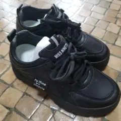 厚底　ダットスニーカー　新品