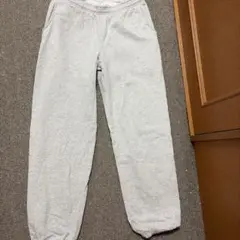 ロサンゼルスアパレル　スウェットパンツのサムネイル