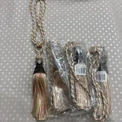 Item thumbnail for item 033bd04e-d03f-4cac-a280-50779118a56c