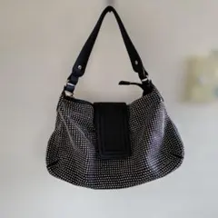 スタッズ付きハンドバッグ　黒