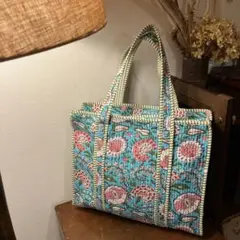 インド　ブロックプリント　花柄キルティングトートバッグ